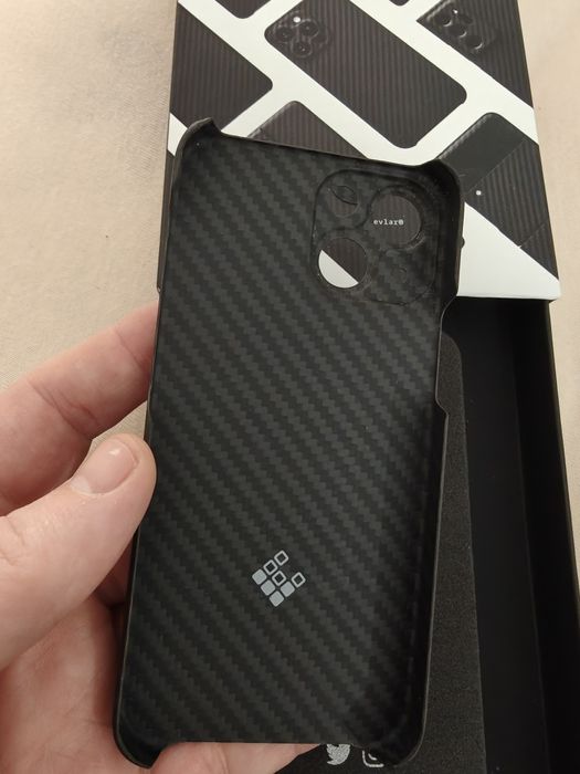 Iphone 13 mini husa fibra de carbon