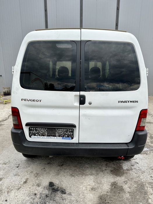 На ЧАСТИ  Peugeot Partner  1.9D 69кс 2006г товарен