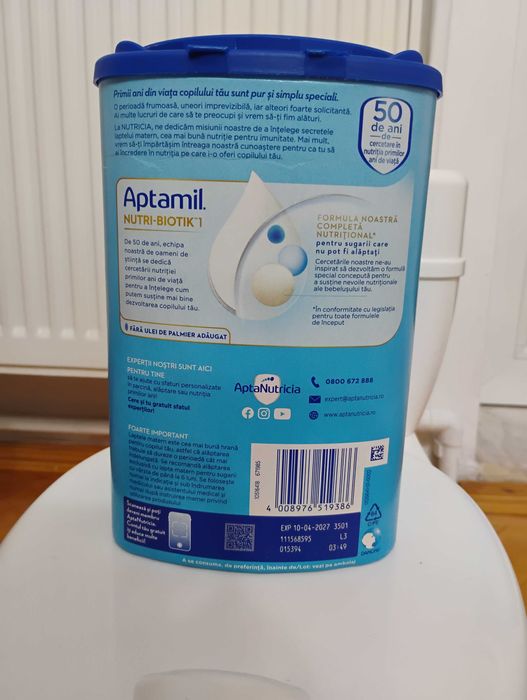 Vând 1 cutie de Aptamil 1, desfăcut de 800gr valabilitate 10.04.2027