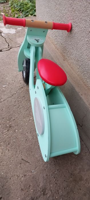 Баланс колело-дървено