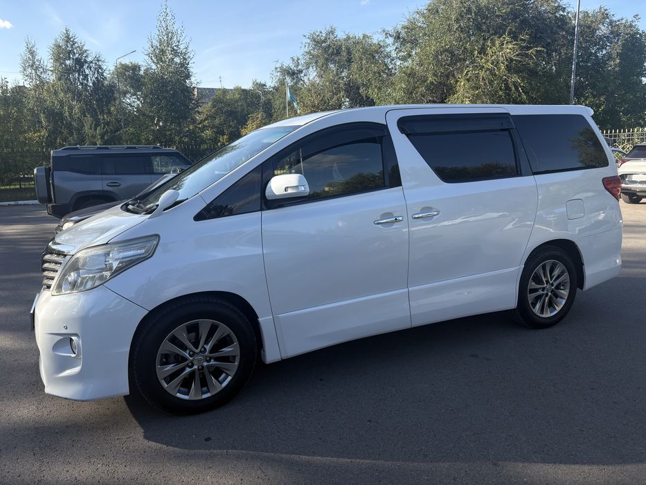 Продам Toyota Alphard