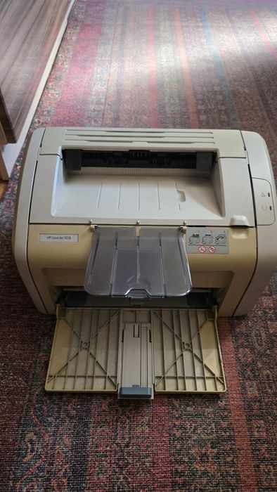 Принтер НР Laserjet
