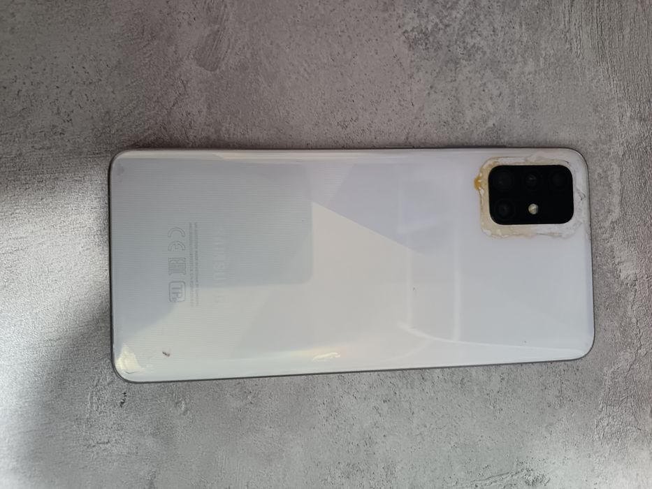 Продаётся Самсунг А51