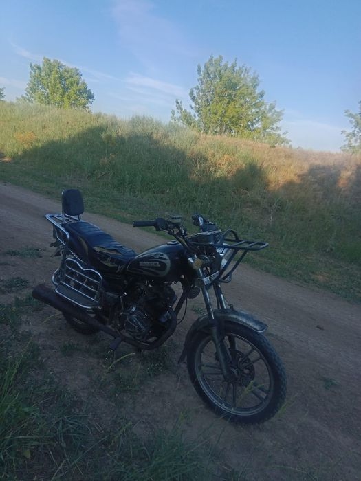 Продам мотоцикл 150 куб