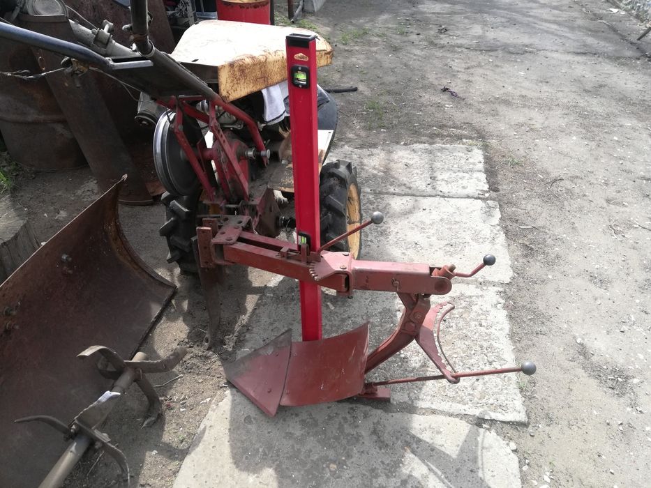 Плуг для мотоблока (СССР)