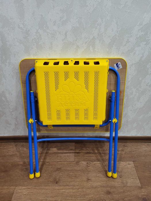 Продам складной стол/столик