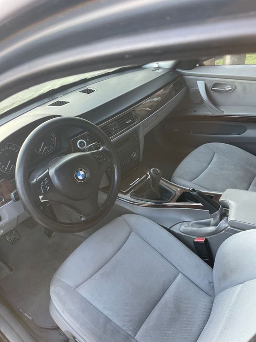 Bmw seria 3 /e 90 /pret 1500€