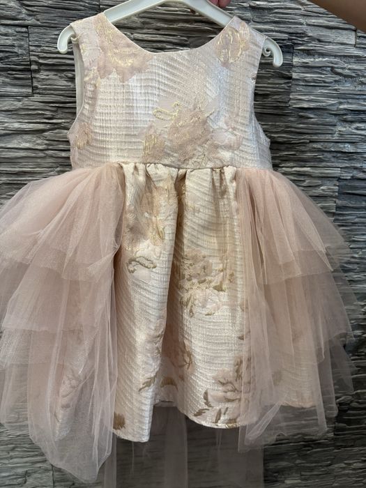 Платье на 4-5 лет