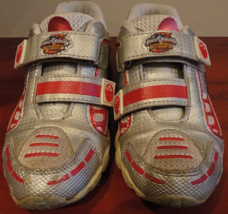 Adidasi copii cu licenta