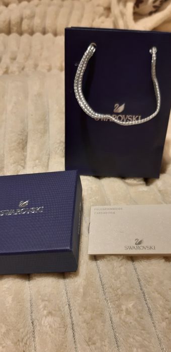Bratara Swarovski,noua,model superb