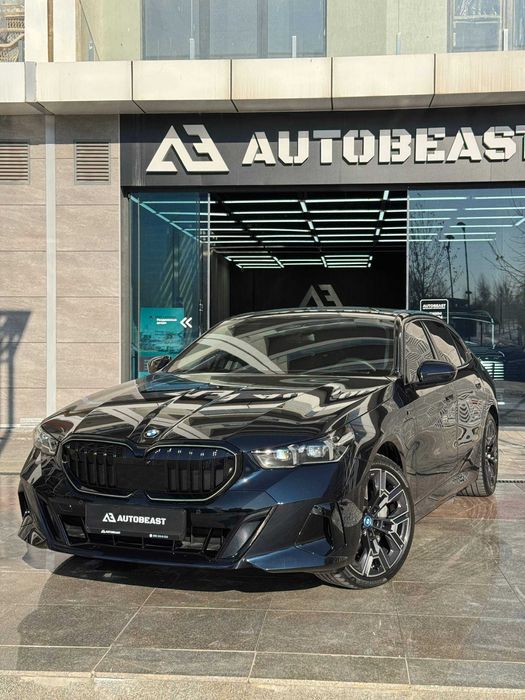 BMW i5 50L M sport sotuvga tayyor srochna