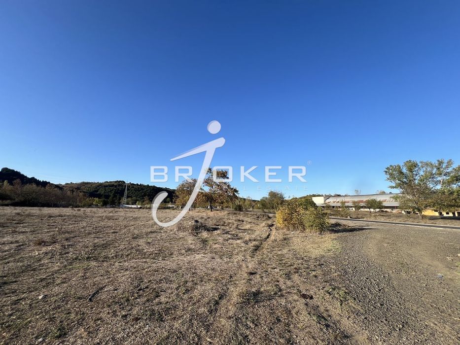 Парцел в Кърджали, област-гр.Момчилград