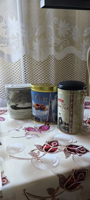 Продам банки от чая