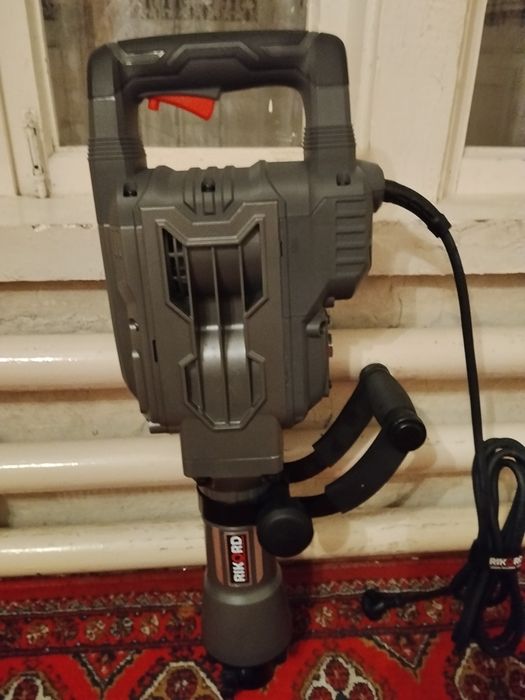 Отбойник аренда 17 кг