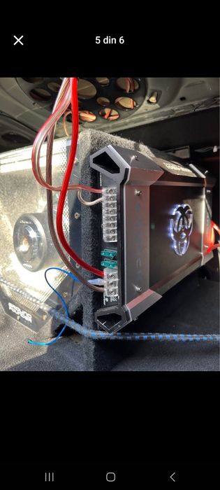 amplificator +subwoofer (crunch auto)