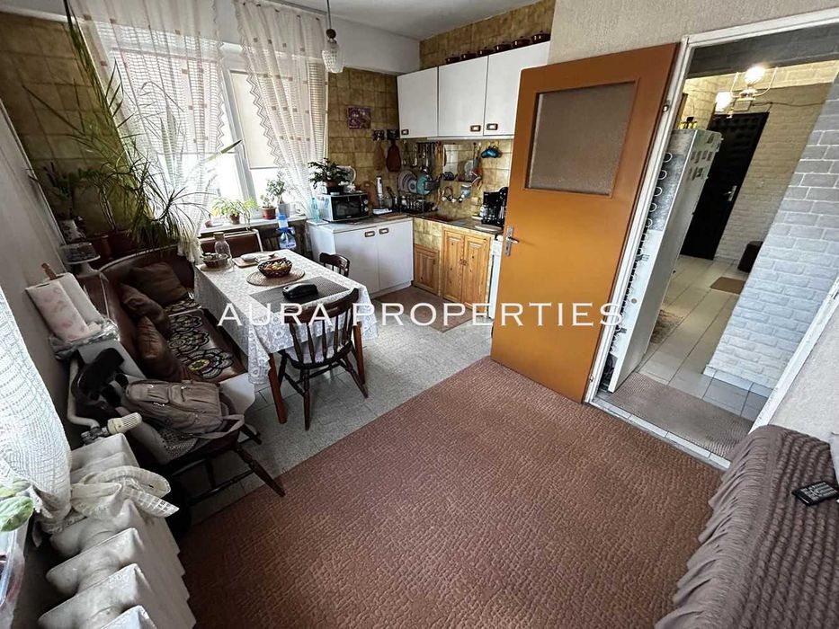 Продава се Двустаен апартамент в Разград, Житница - 75 кв.м за 1217 €/кв.м - Снимка #3