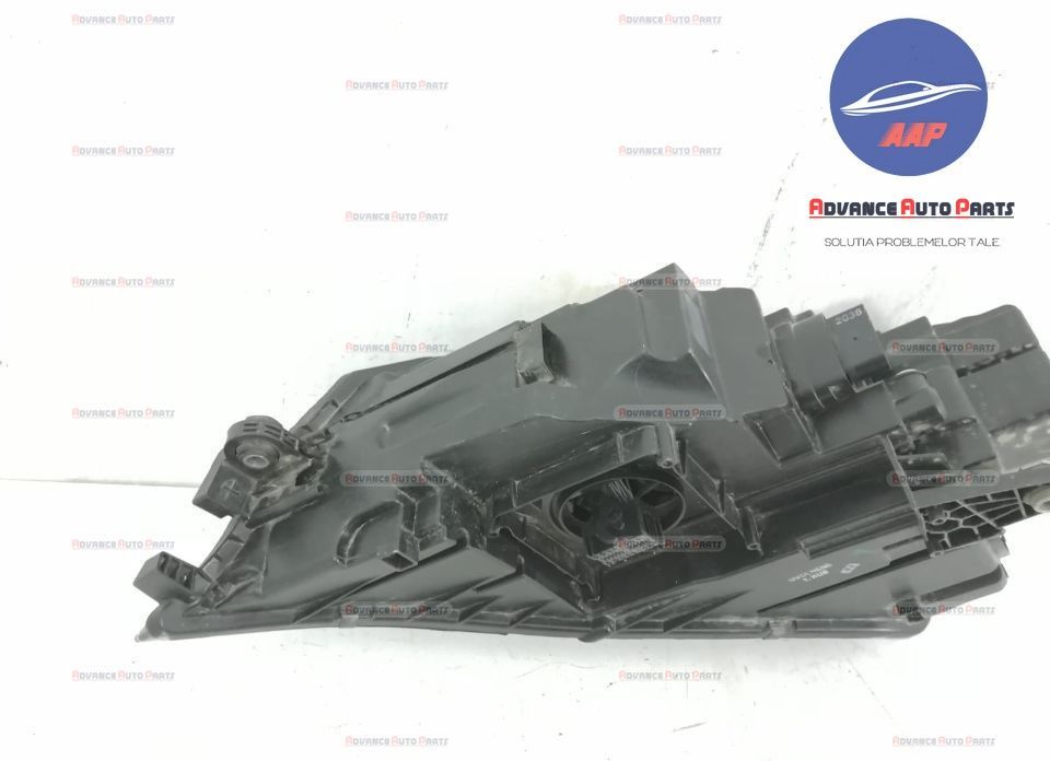 Десен фар пълен LED оригинален Шкода Октавия / Skoda Octavia 3 [фейсли