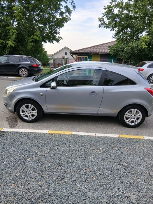 Opel corsa D/euro 5/1.3 diesel/automata/ 2010