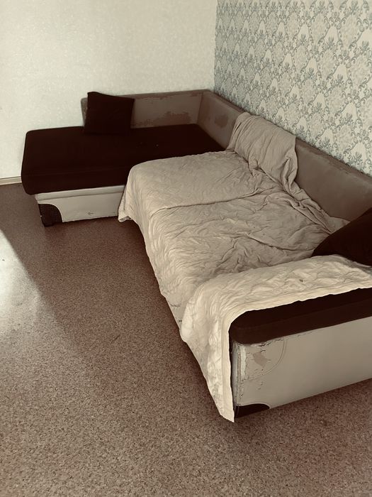 Продам угловой диван