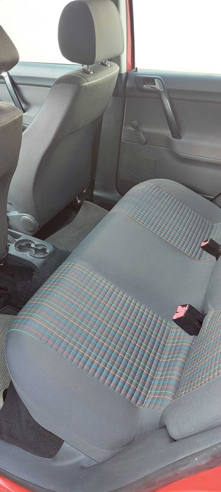 vand VW POLO Happy rosu