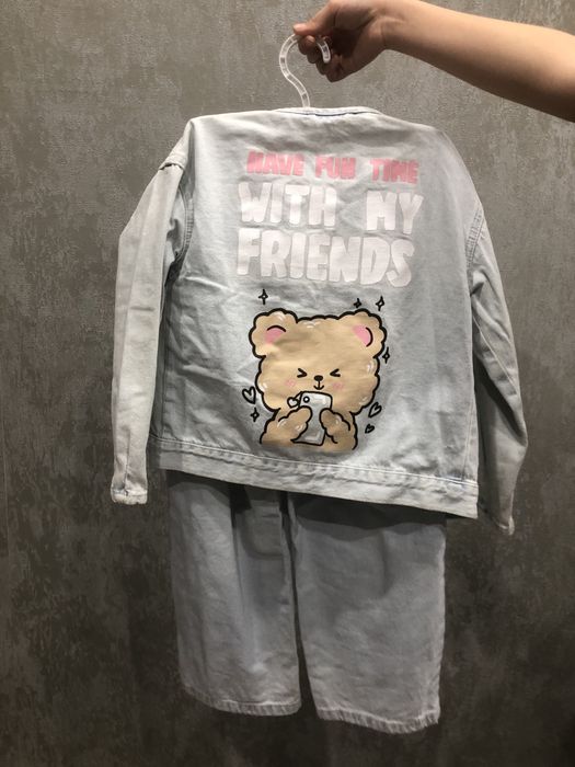 Продам джинсовый костюм