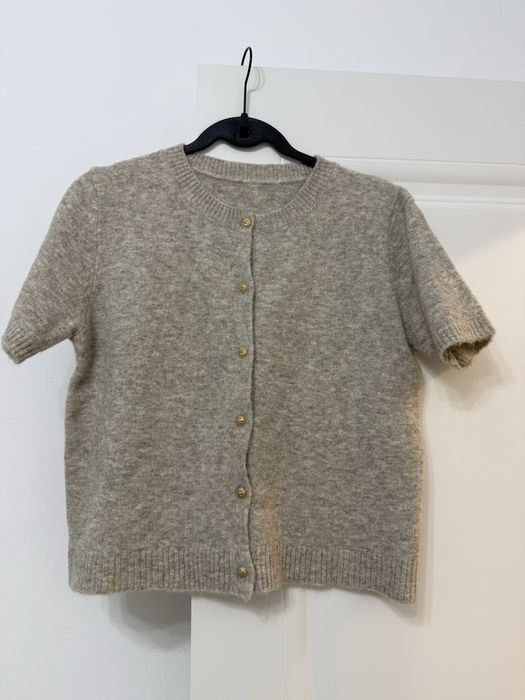 Стильные, базовые кофты