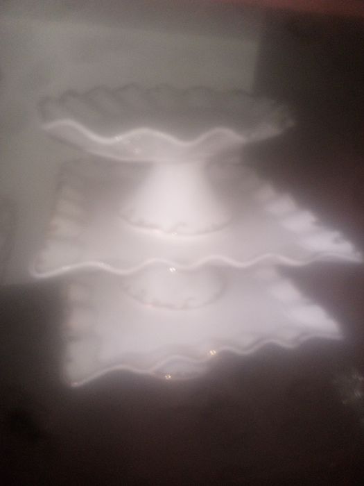 Посуда доминодан алынган