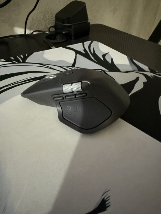 Logitech MX Master 4