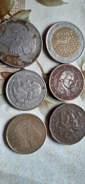 Monede diferiți ani!