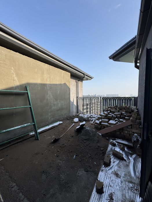 Срочно! 157 м² квартира сотилади