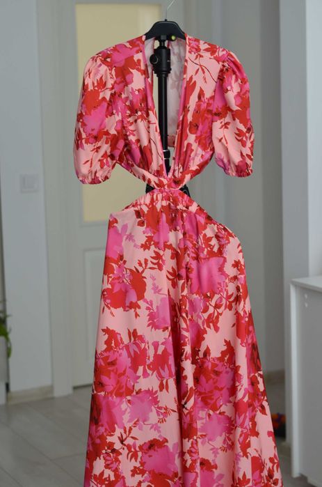 Rochie midi eleganta, floral, She in