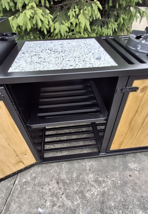 Ansamblu gratar cu arzator si blat de lucru