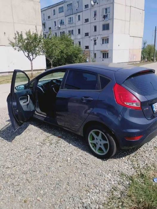 Ford fiesta 2010