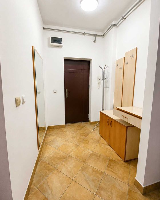Proprietar vând apartament spațios cu 2 camere, aproximativ 70 m², etaj 2/6 – zona Fabric
