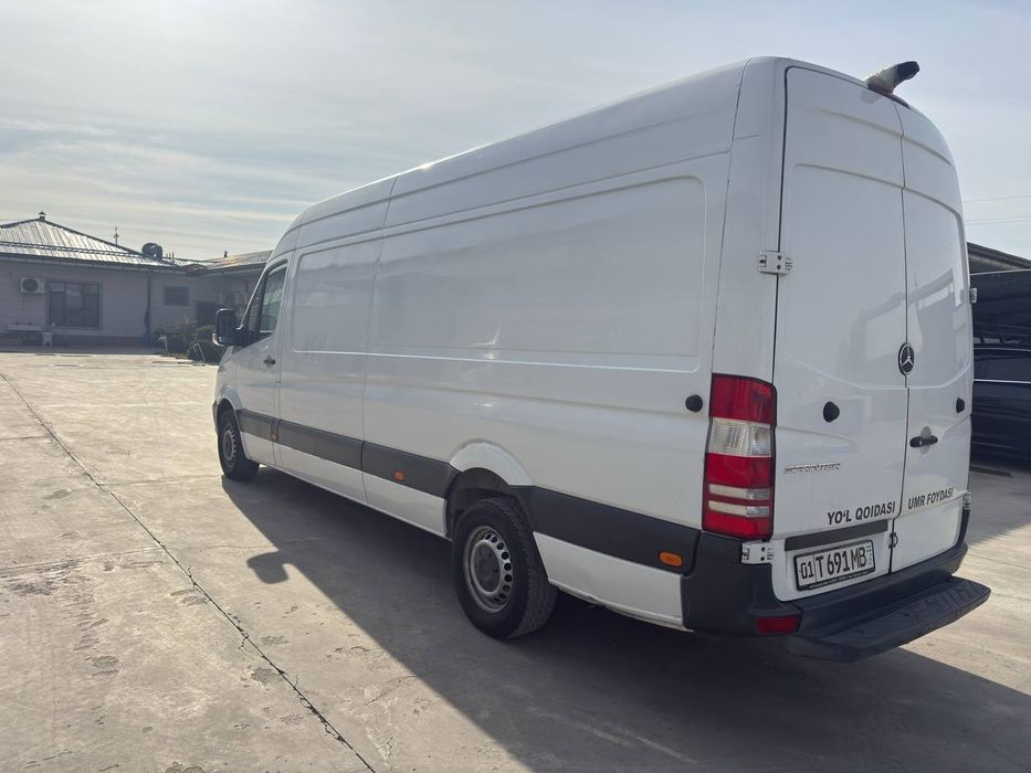 Mercedes Benz Sprinter