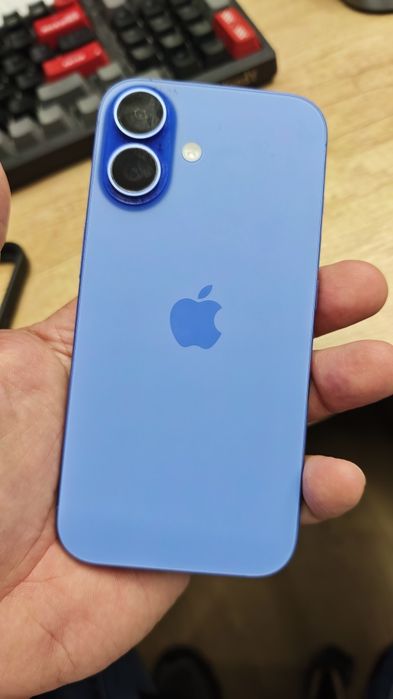 Iphone 16 256 blue