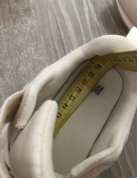 Adidași H&M nr.31