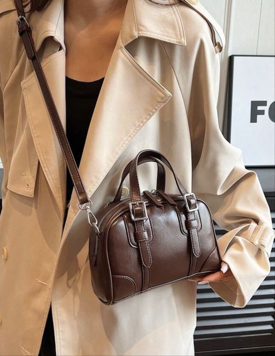 Кафява малка дамска чанта