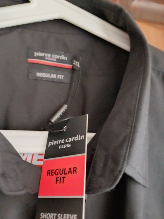 Мъжка риза с къс ръкав.