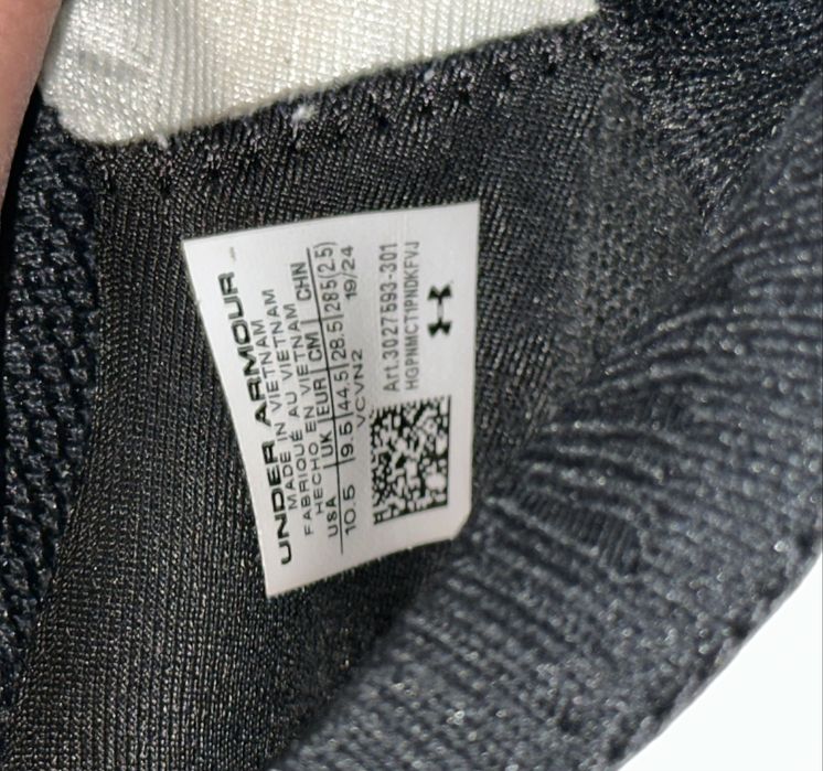 кроссовки Under Armour Charged Phantom