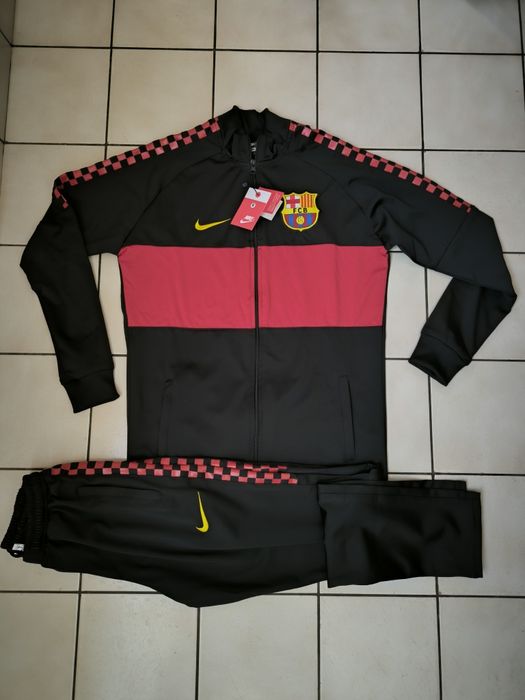 Екипи от полиамид САМО РАЗМЕРИ S и М