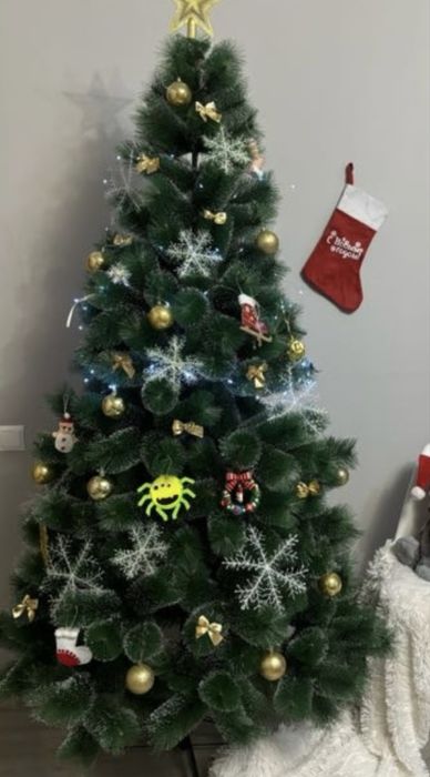 Искуственные елки