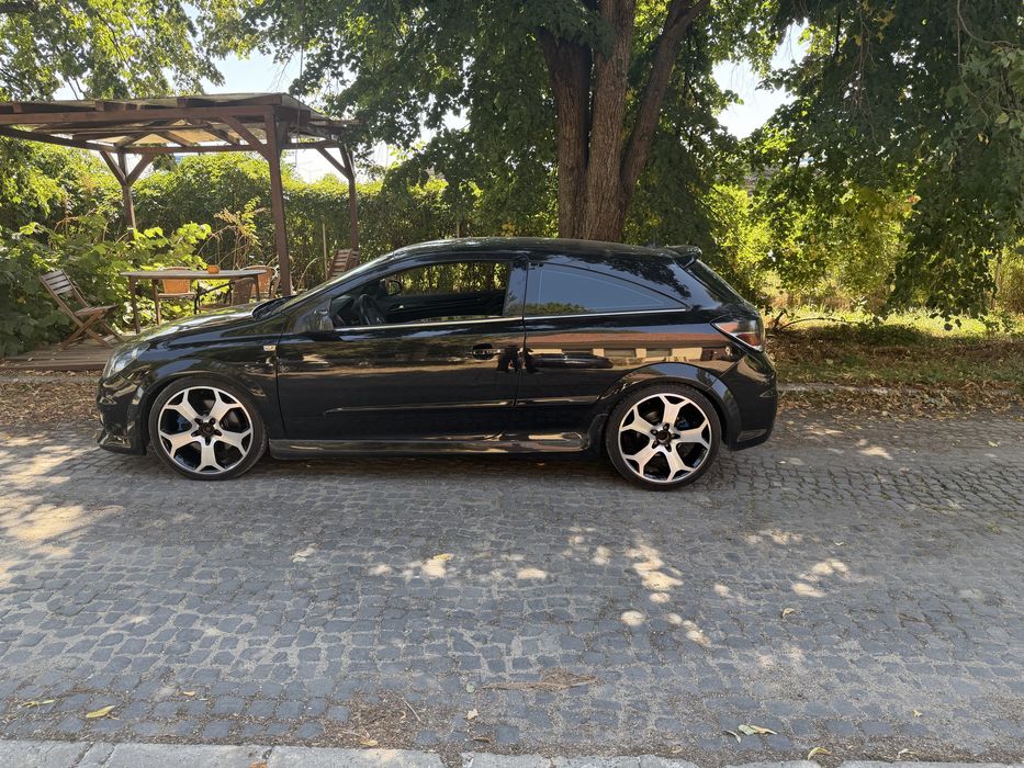 Opel Astra H  OPC 2.0T  310cp