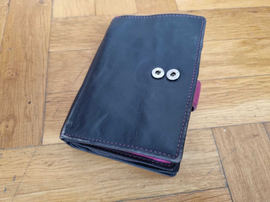 Дамско кожено портмоне