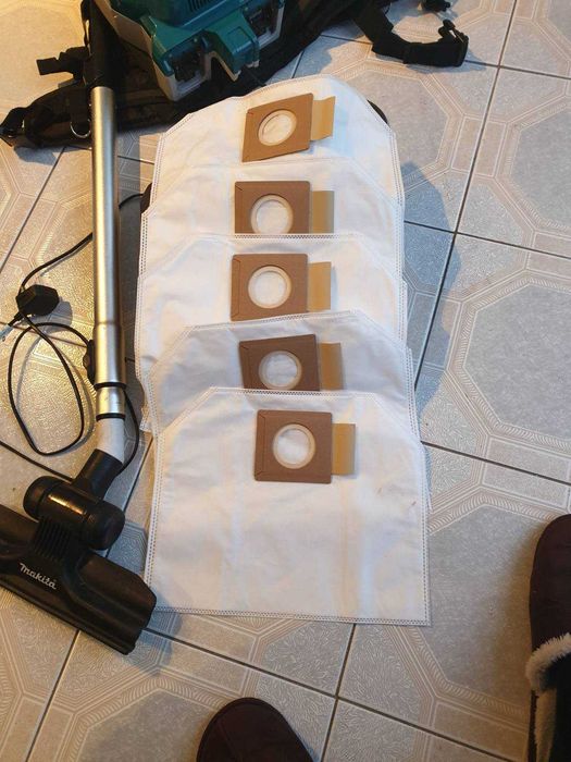 Прахосмукачка макита