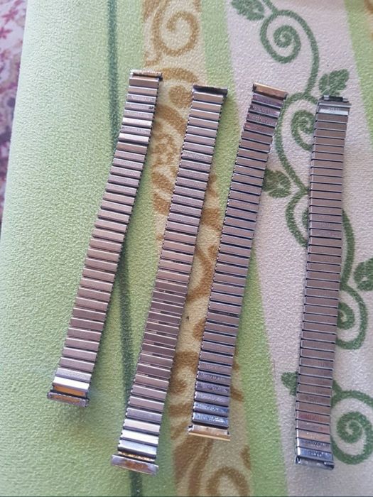 Lot de 8 brățări metalice și elastice