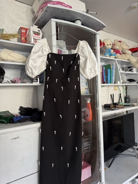 Платье вечернее.