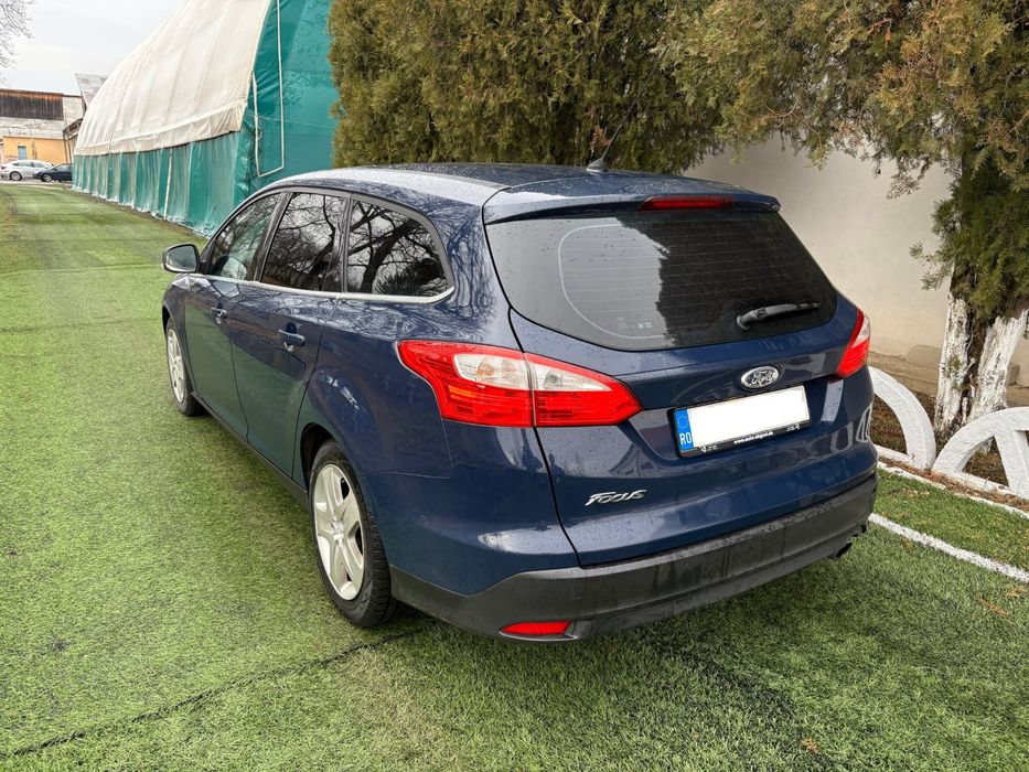 Ford Focus 2012 automat Titanium