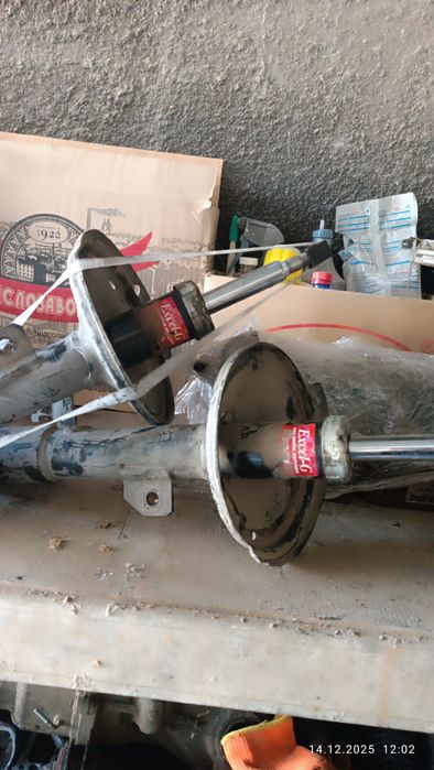 Амортизаторы кув бу рабочие ,RX350