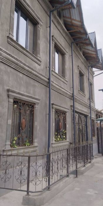 Учкахрамон Дом Участок 6 соток 200 м² 11 комнат